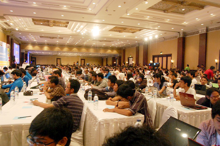 Suasana di dalam acara Windows 8 Hackathon 2012