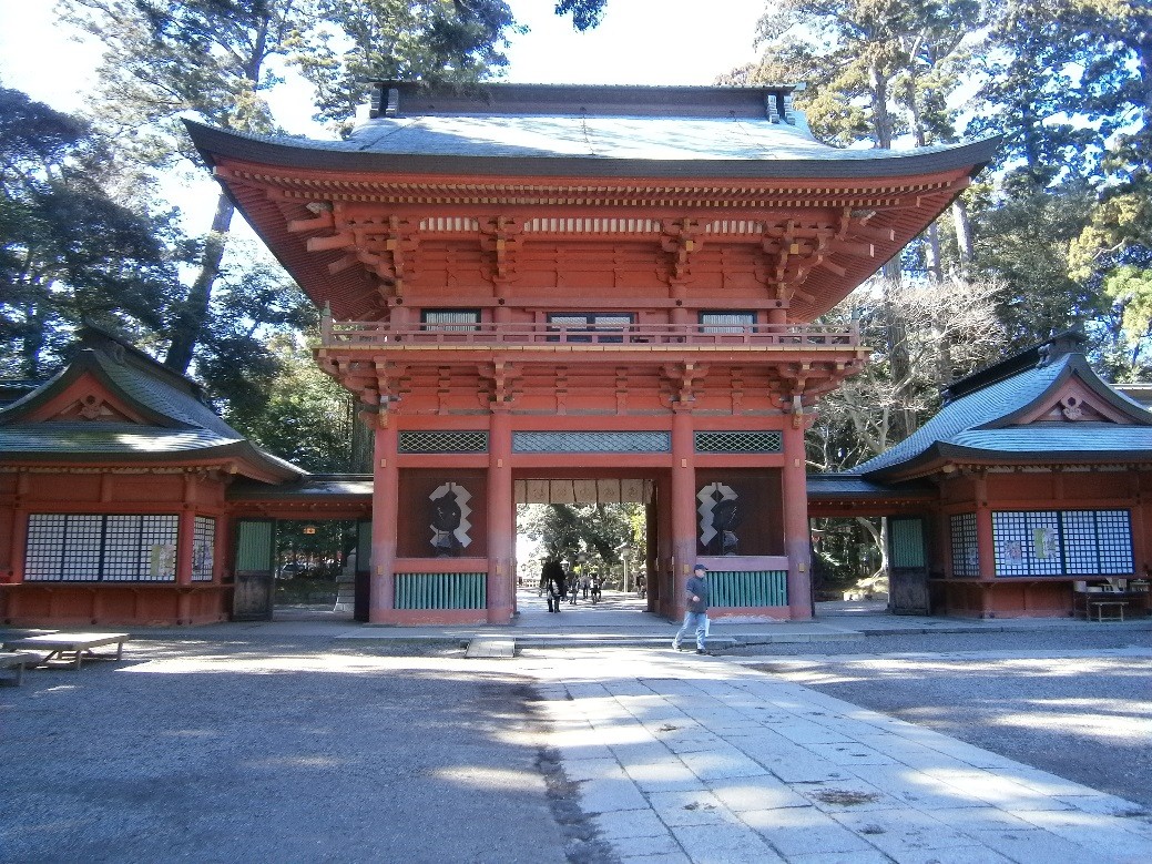 Pintu masuk kuil Kashima Jingu