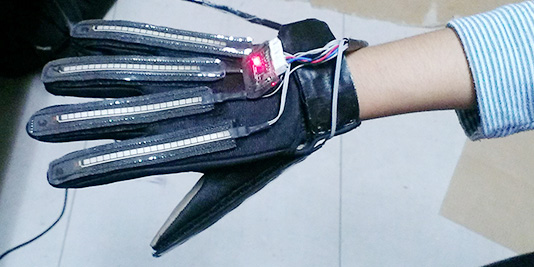 Sarung tangan dengan Flex Sensor